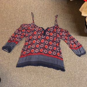 super cute floral flowy top